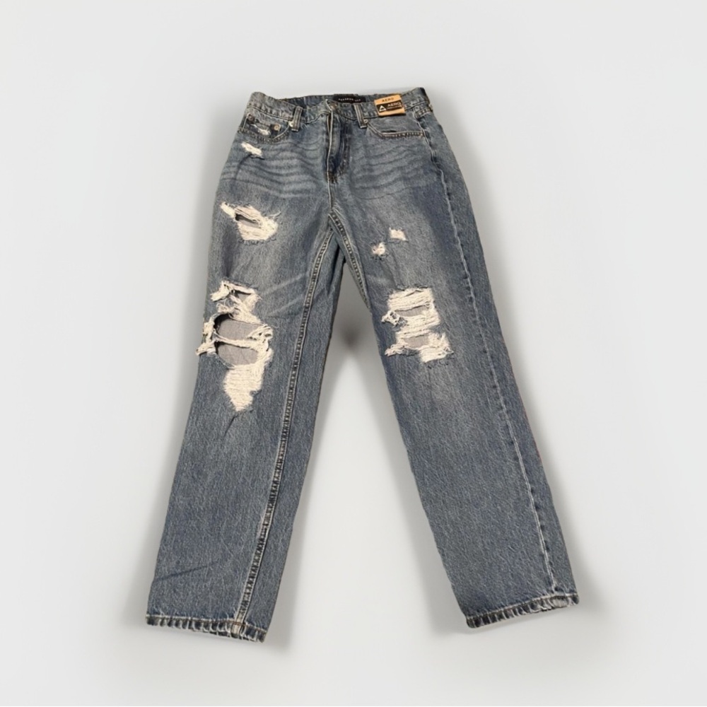Aeropostale Mom Jeans Women’s Size 6 (Like New) WOMENS AEROPOSTALE JEANS SIZE 6